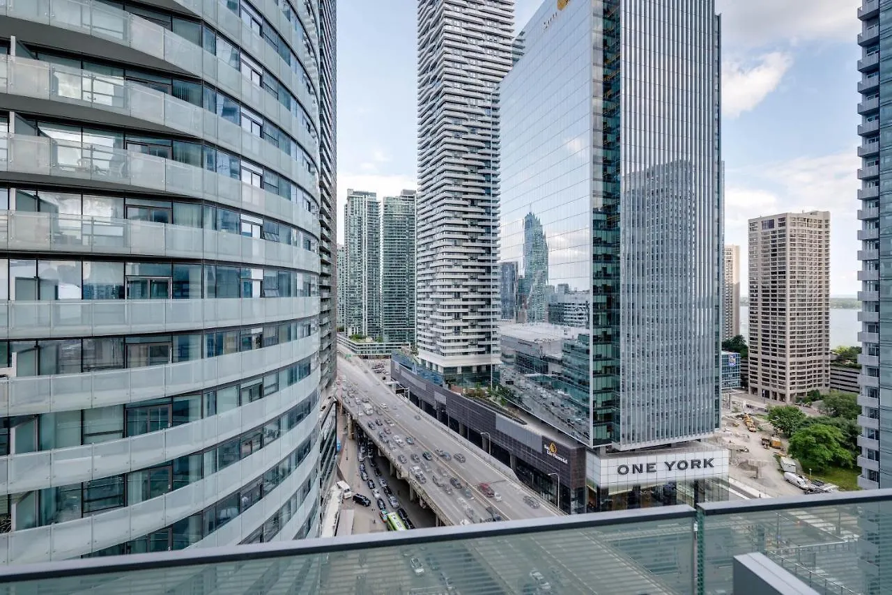Apartment Applewood Suites Financial District Cn Tower Toronto