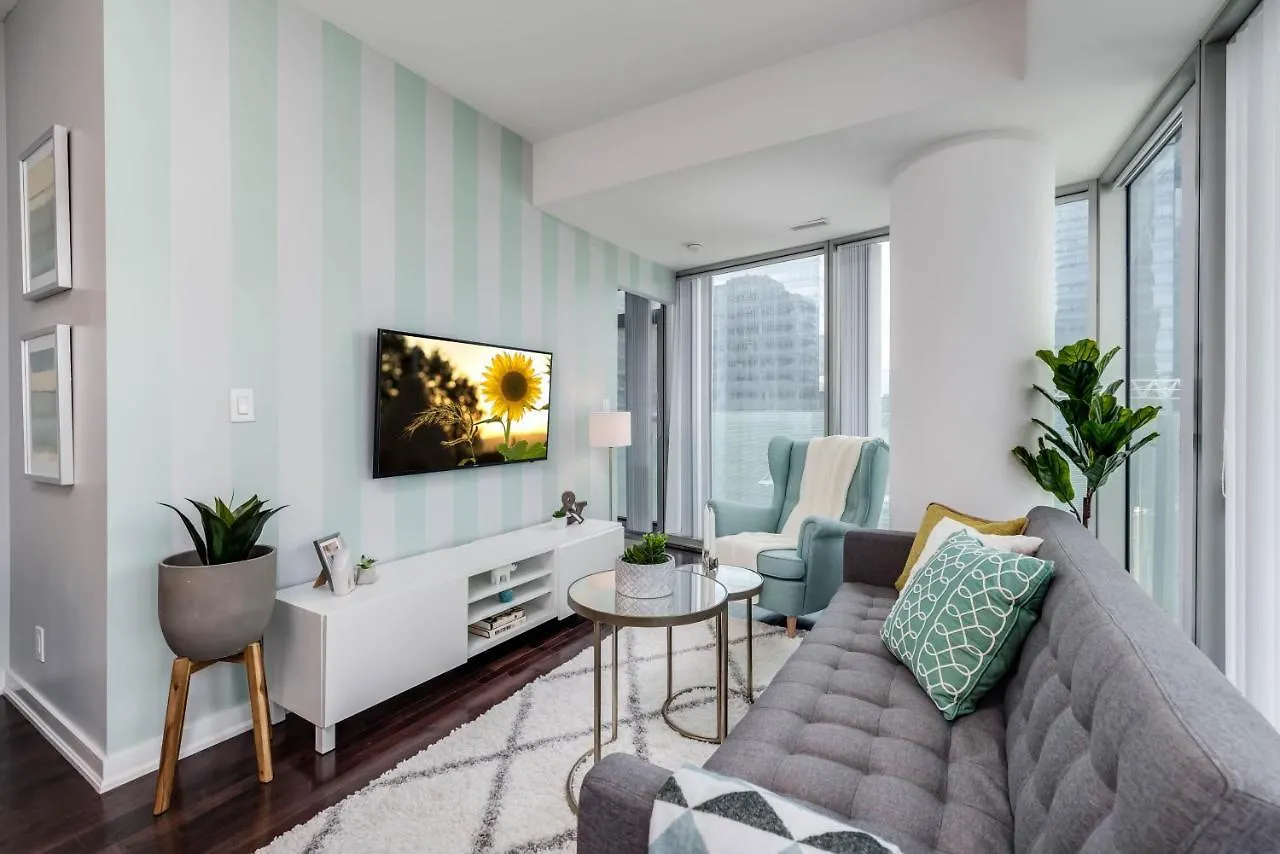 Apartment Applewood Suites Financial District Cn Tower Toronto Canada