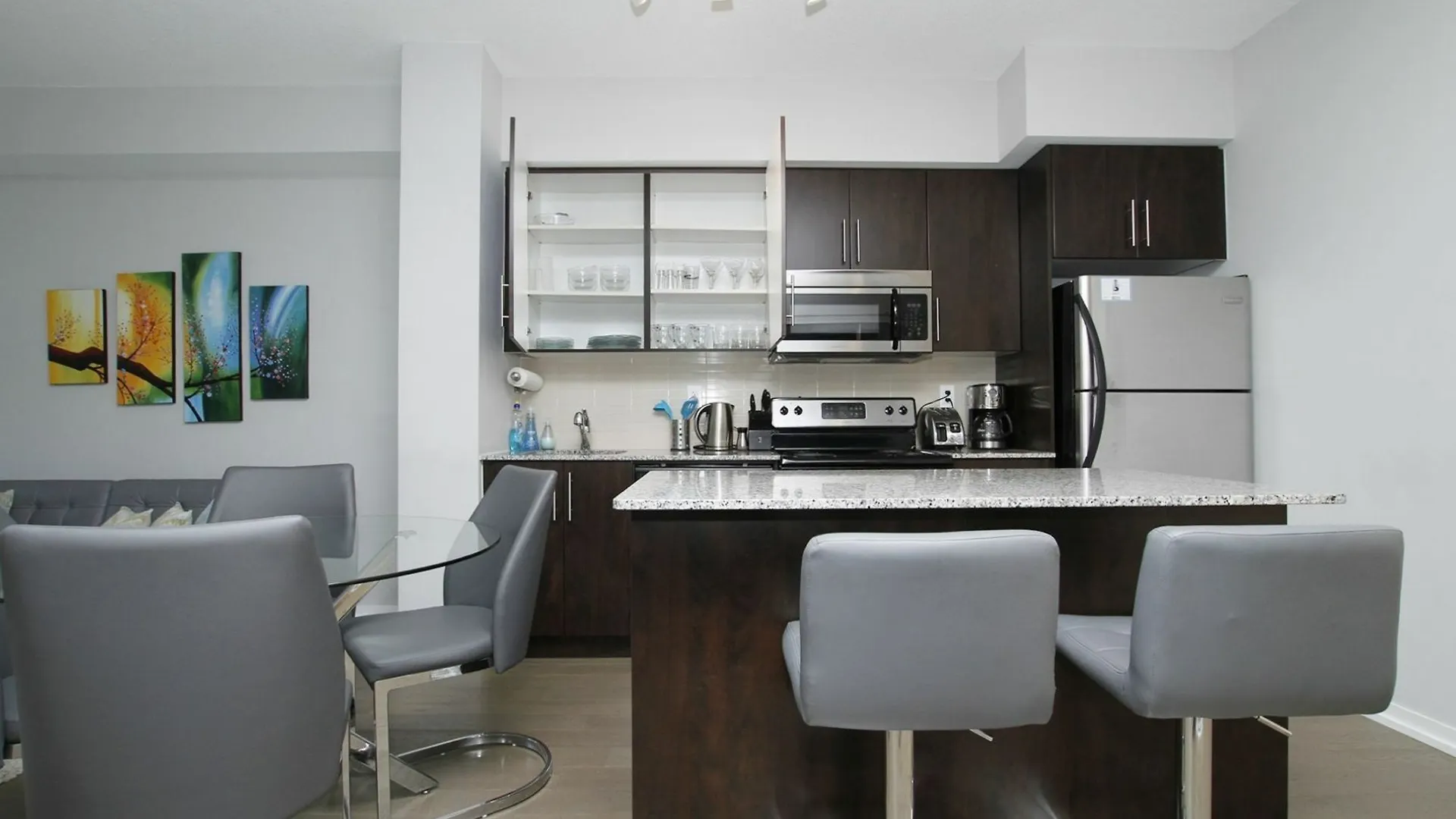 Apartment Applewood Suites Financial District Cn Tower Toronto